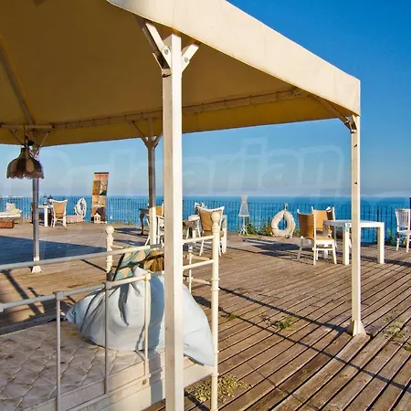 Sea View & Infinity Pool In Kaliakria בלצ'יק