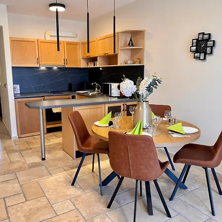 Sea View & Infinity Pool In Kaliakria アパート バルチク