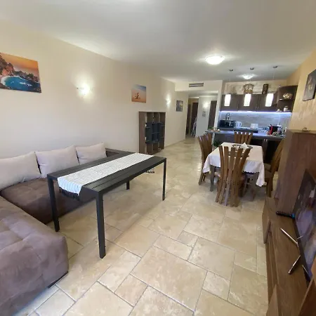 Apartment Sea View & Infinity Pool In Kaliakria Balchik