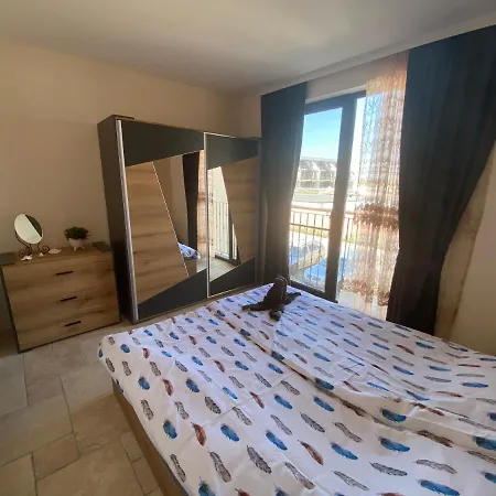 Sea View & Infinity Pool In Kaliakria Appartement