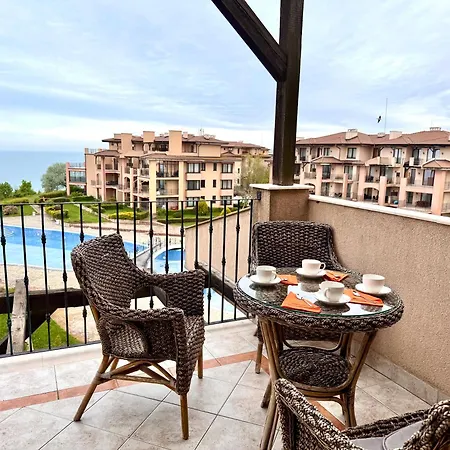 Apartment Sea View & Infinity Pool In Kaliakria