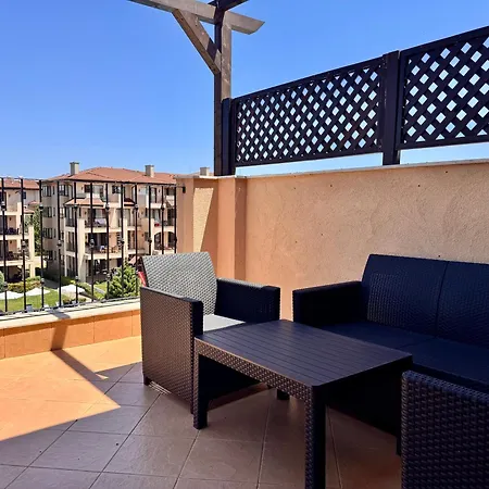 Sea View & Infinity Pool In Kaliakria Apartment