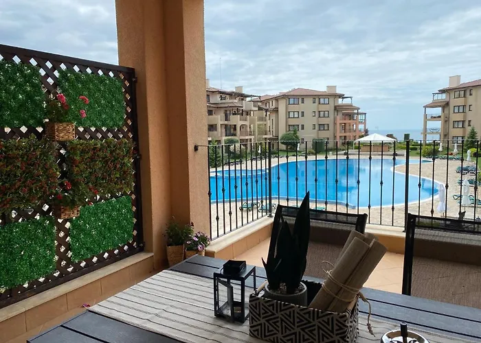 Sea View & Infinity Pool In Kaliakria Apartament *