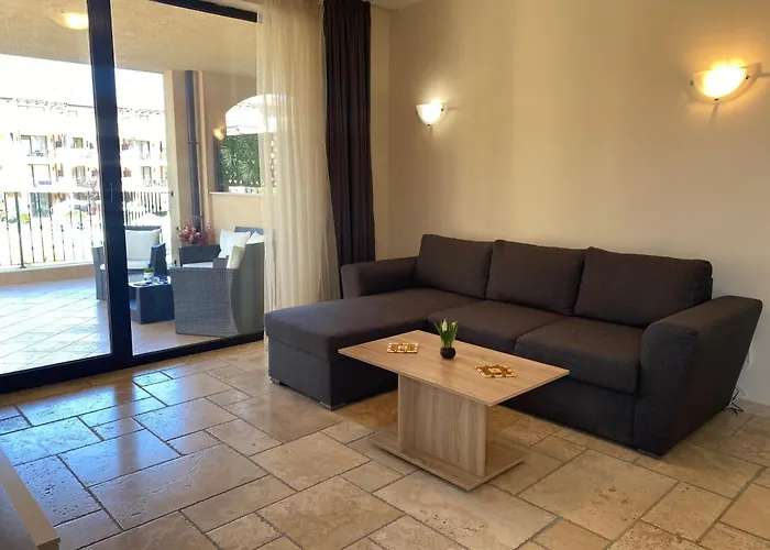 Sea View & Infinity Pool In Kaliakria דירה